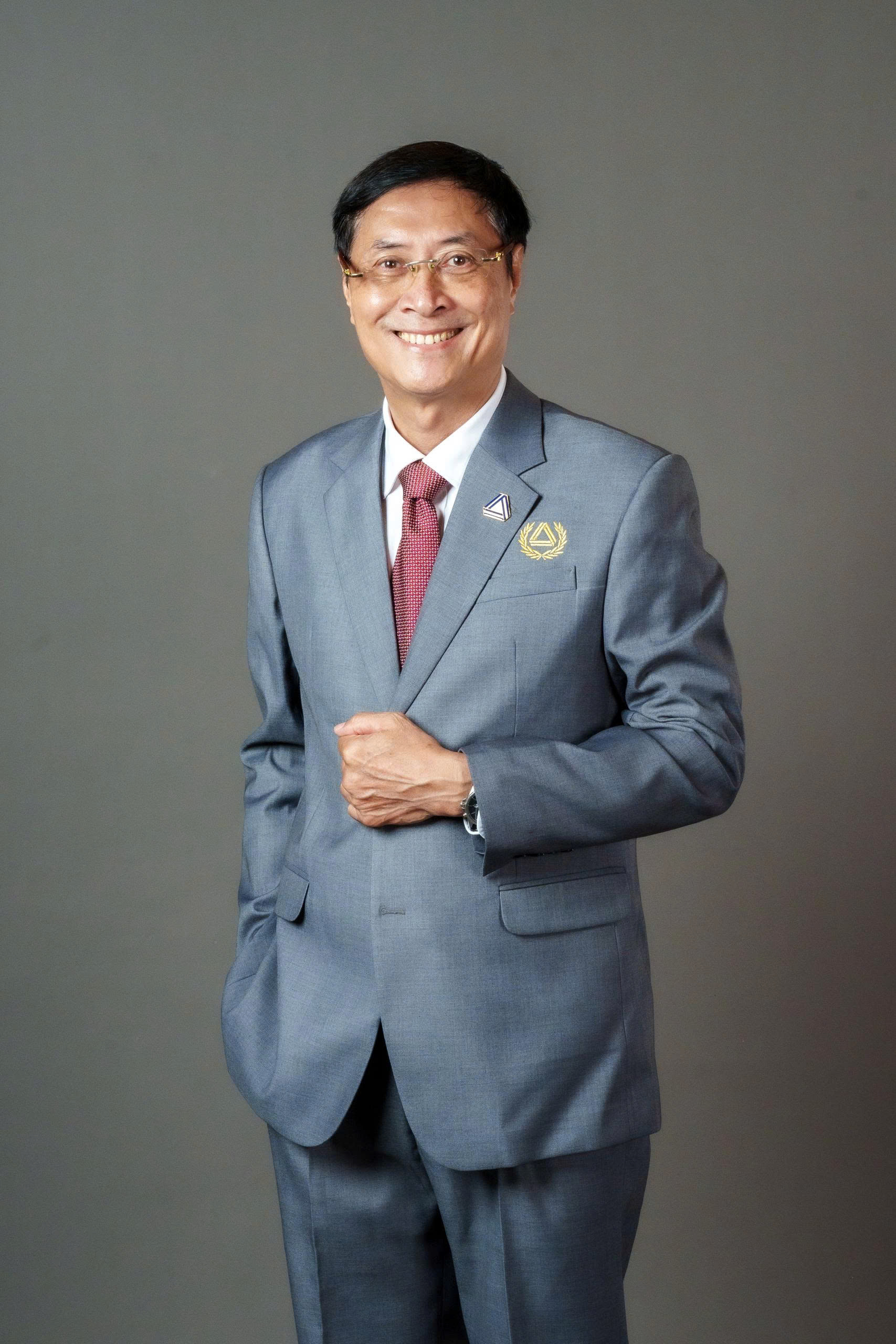Thầy Nguyễn Quốc Bình