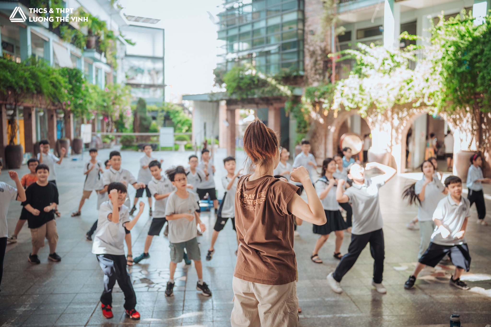 Câu lạc bộ hè Lương Thế Vinh